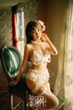 日本丰满肥臀少妇穿丁字裤